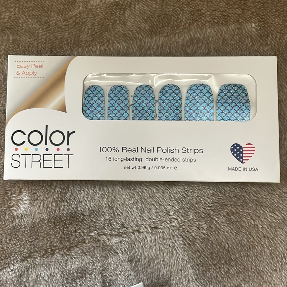 Color Street Nail - Picture 2 of 6